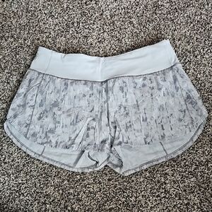 Lululemon Athletica Light Gray Speed Shorts Size 10 Tall